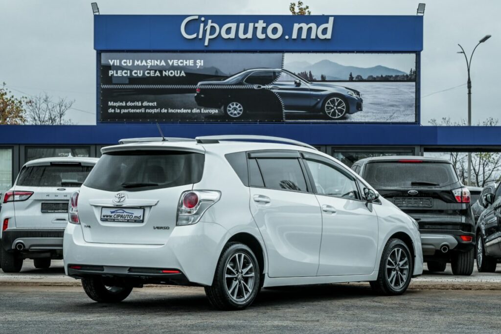 940394 – Toyota Verso