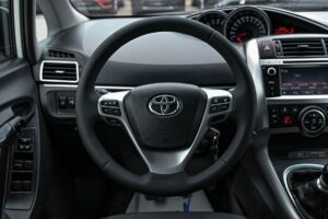 940394 – Toyota Verso