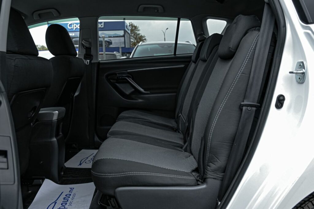 940394 – Toyota Verso