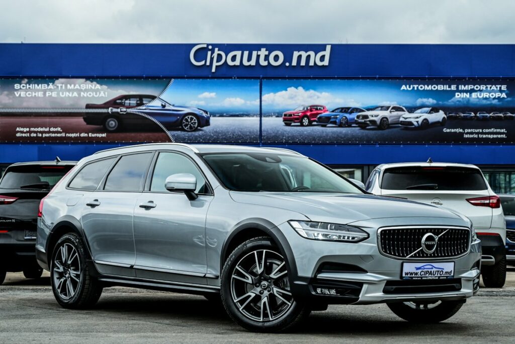 Volvo V90 Cross Country