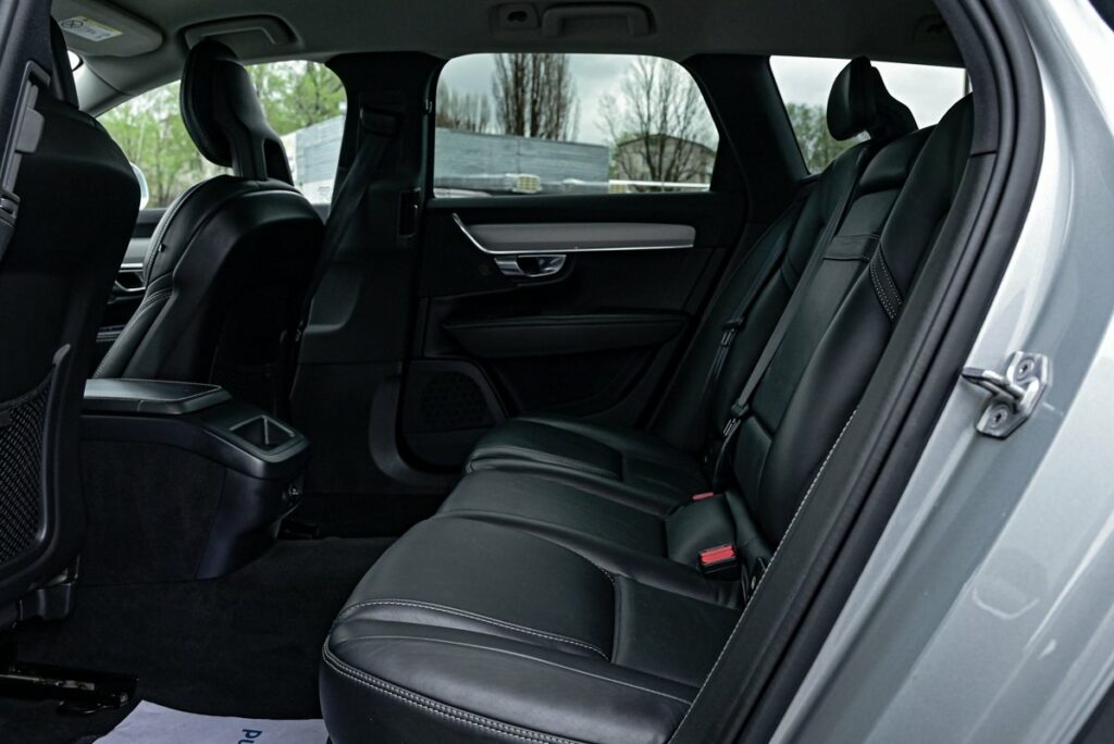 Volvo V90 Cross Country