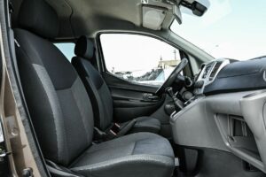 949557 – Nissan NV200