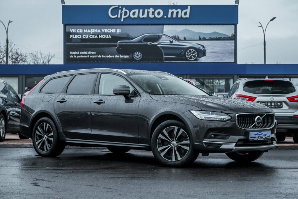 Volvo V90 Cross Country