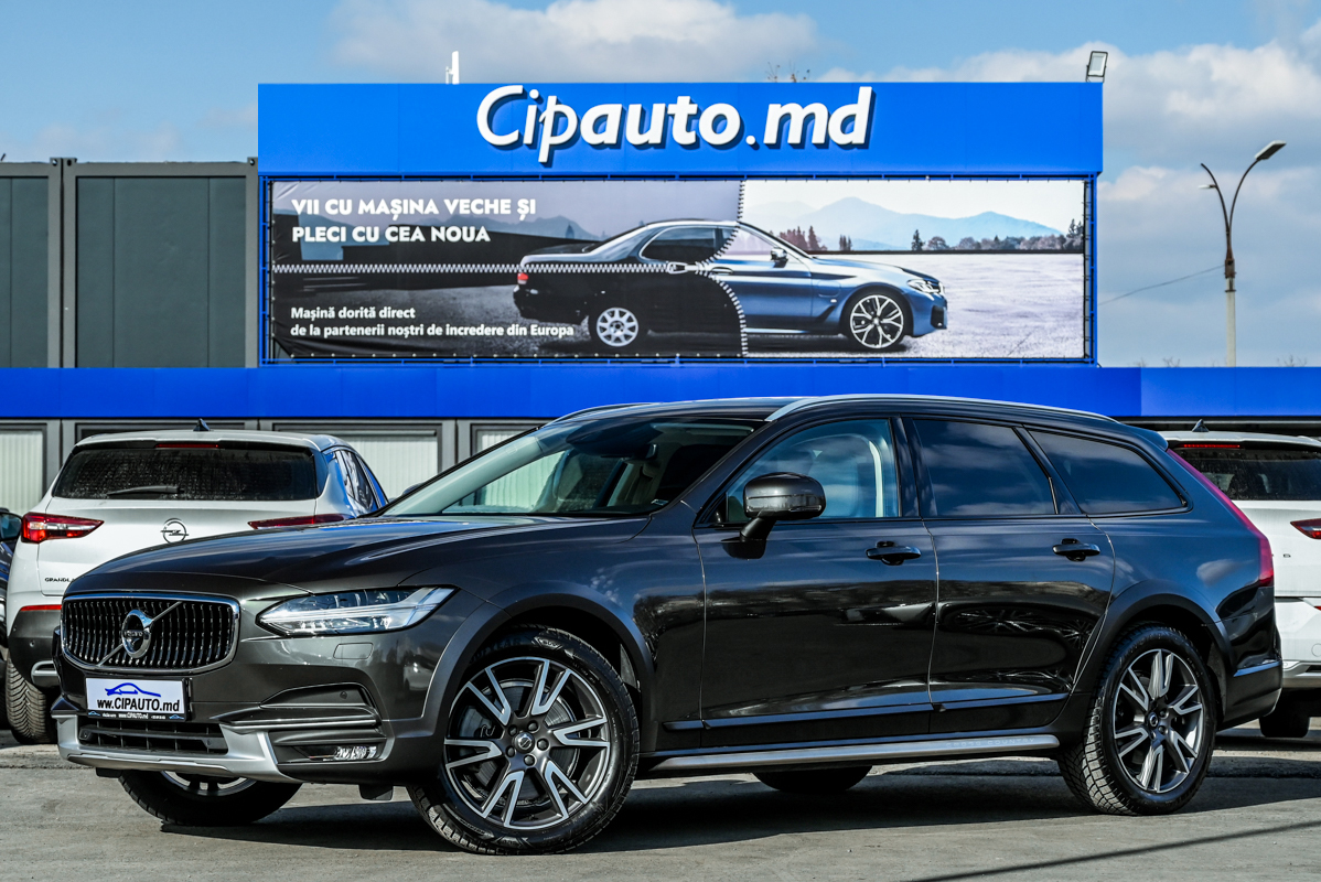 Volvo V90 Cross Country