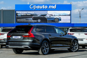 Volvo V90 Cross Country