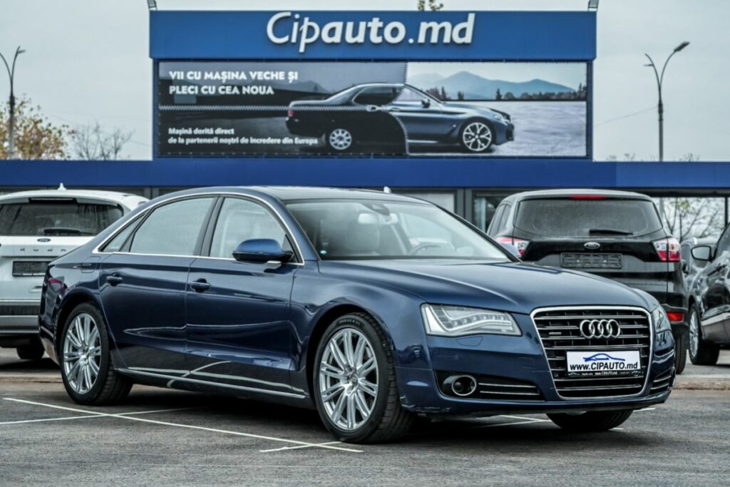 528457 – Audi A8