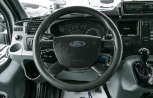 911761 – Ford Transit