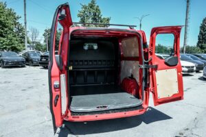 613667 – Ford Transit Custom