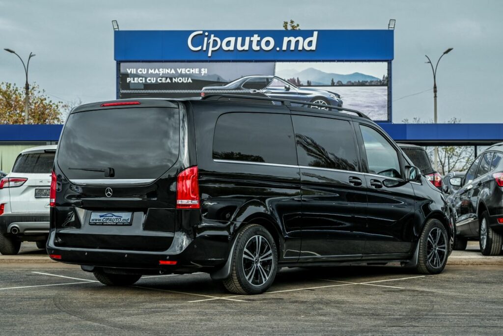 628806 – Mercedes-Benz V Class