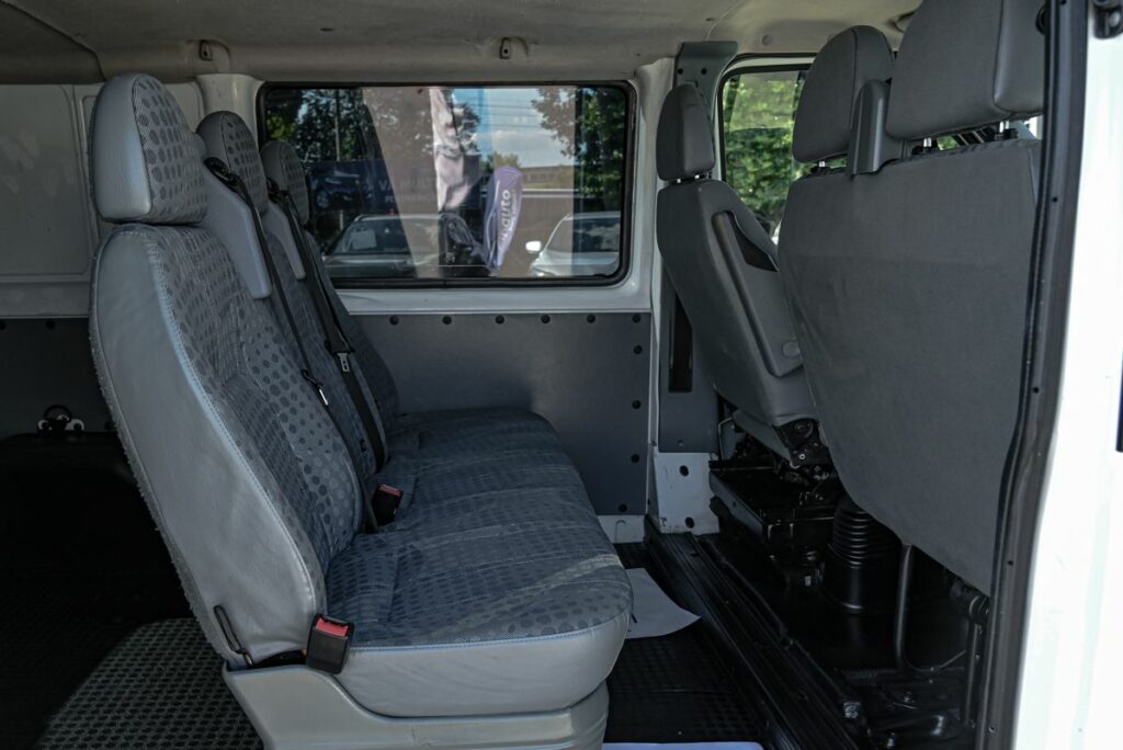 232032 – Ford Transit