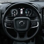 387363 – Volvo XC40