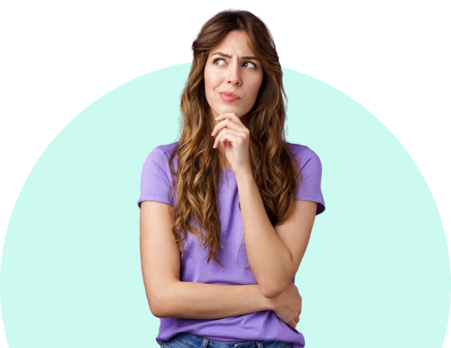 Reprezentant CipAuto cu telefon